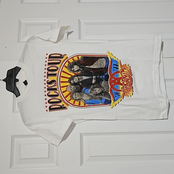 Aerosmith NWOT Rocks Tour white tee shirt sz S Men's hard to find item. Unisex - Picture 2 of 6